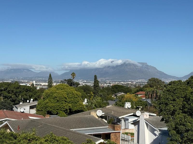 2 Bedroom Property for Sale in Oostersee Western Cape